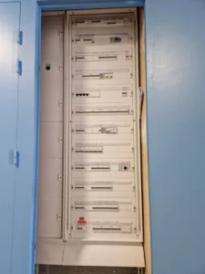 Remplacement TGBT mairie Calvados – Verson – Voltec Énergie